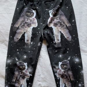 Brand new sugar hills authentic leggings Paid 200€ or 300 Canadian $, SIZE XS